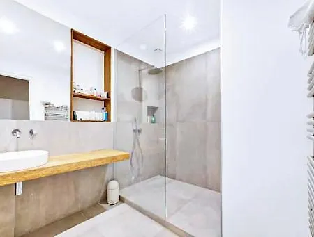 Luxury Near To Champs-elysees アパート パリ
