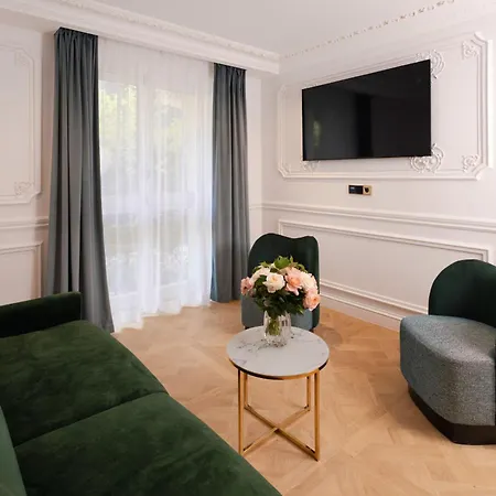 Parisian Luxury Appartement - Eiffel Tower *