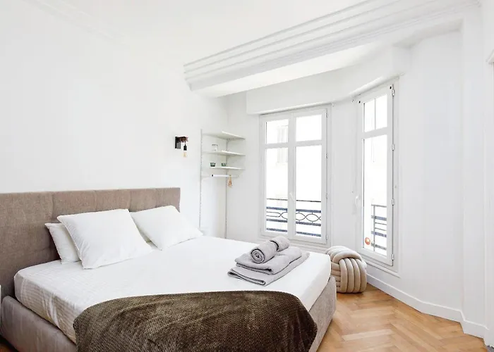 Luxury Eiffel Tower View アパート